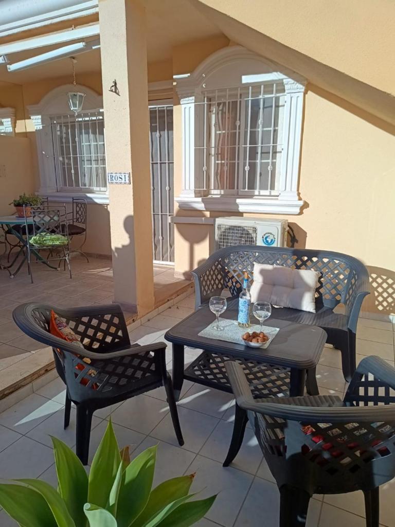 Gran Alicante Bungalow In Beach Resort Puerto Marino Buitenkant foto
