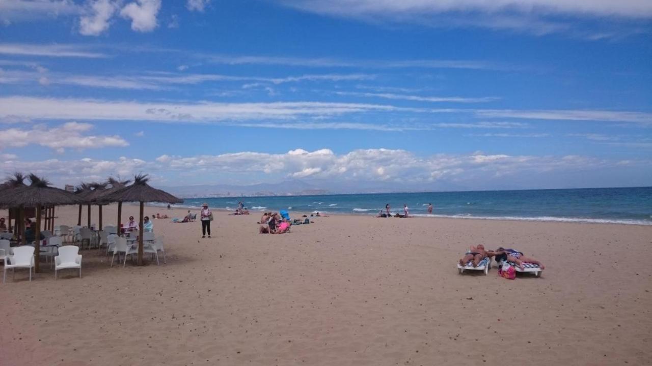 Gran Alicante Bungalow In Beach Resort Puerto Marino Buitenkant foto