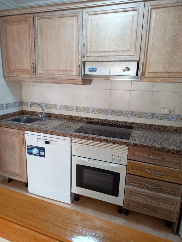 Gran Alicante Bungalow In Beach Resort Puerto Marino Buitenkant foto